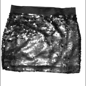 Black sequins mini skirt -